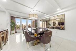 Amazing 4th floor beachfront condo wonderful views